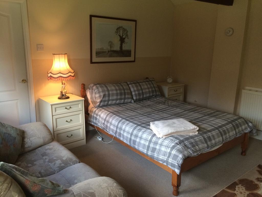 Rolandscroft Guest House Понтефракт Экстерьер фото