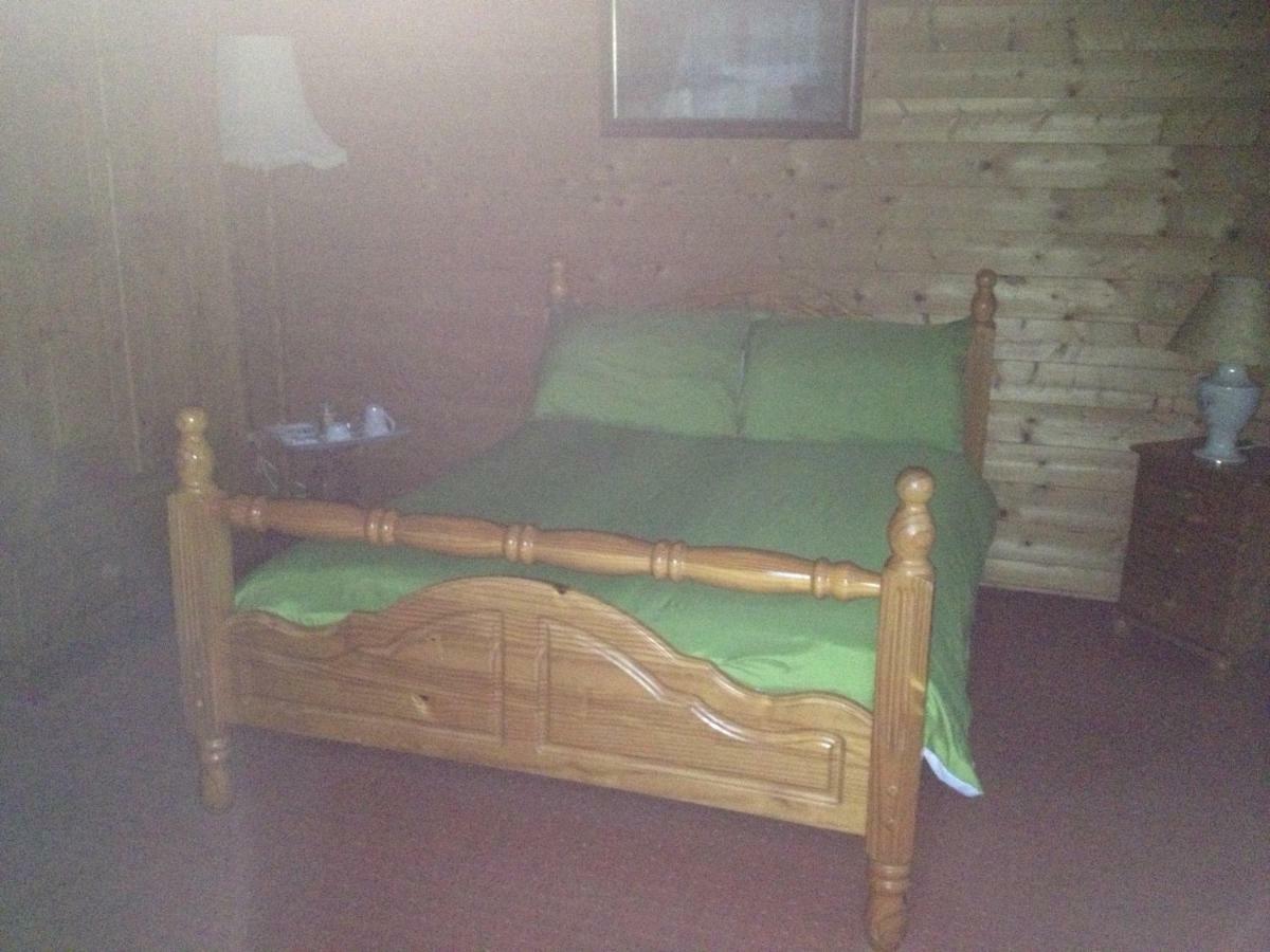 Rolandscroft Guest House Понтефракт Экстерьер фото